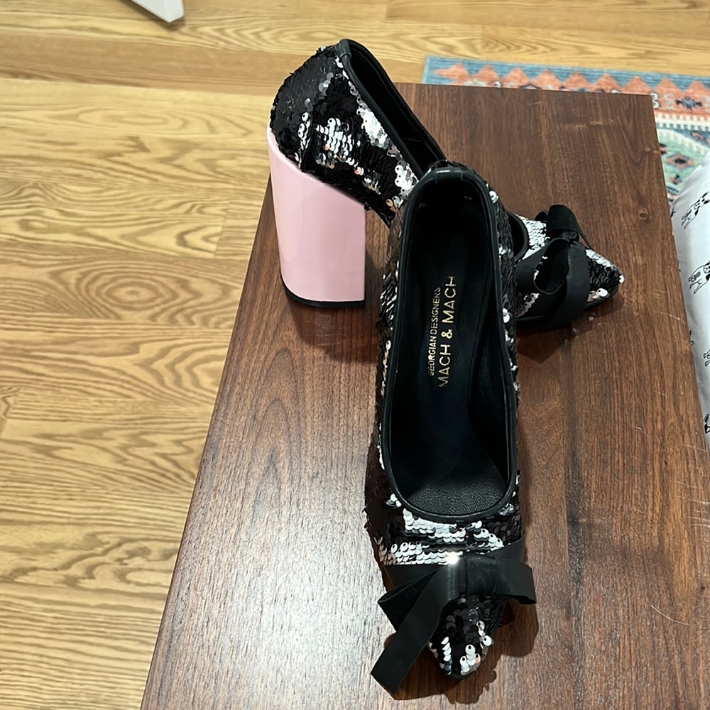 Mach & Mach brand new heels